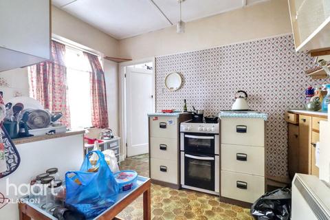 2 bedroom semi-detached bungalow for sale, Inglenook, Clacton-On-Sea