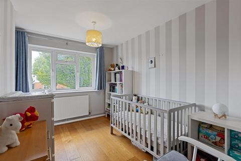 24d Morton Road, Morden, SM4 6EF