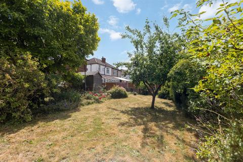 24d Morton Road, Morden, SM4 6EF