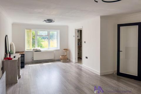 undefined, Kennel Close, Ascot SL5