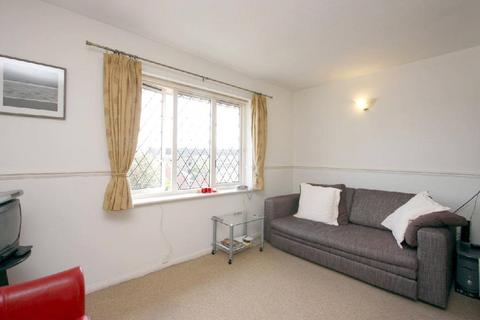 68 Goodwin Close, London, SE16 3TL