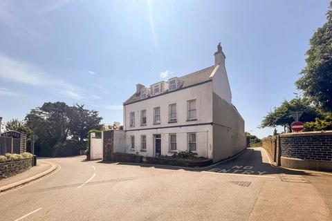 8 bedroom detached house for sale, Huntley Lodge, St Helier