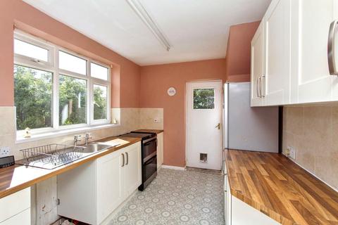 3 bedroom semi-detached house for sale, Bellister Grove, Fenham, Newcastle upon Tyne, Tyne and Wear, NE5 2DN