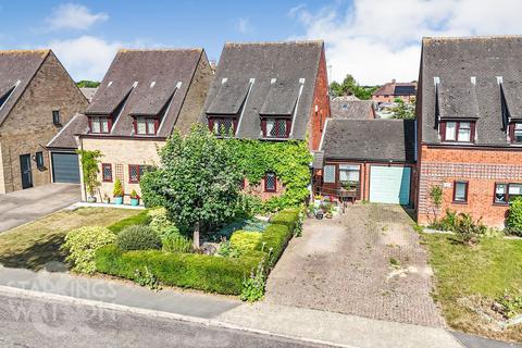 3 bedroom link detached house for sale, Martins Meadow, Gislingham, Eye