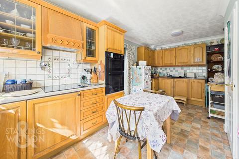 3 bedroom link detached house for sale, Martins Meadow, Gislingham, Eye