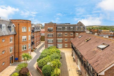 undefined, ROYAL SWAN QUARTER, LEATHERHEAD, KT22