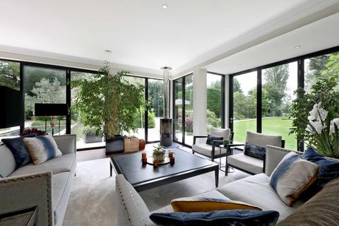 7 bedroom detached house to rent, Riversdale, Bourne End, Buckinghamshire, SL8