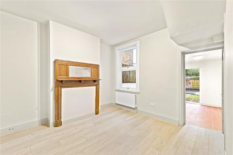 3 bedroom house to rent, Capel Road, London E12