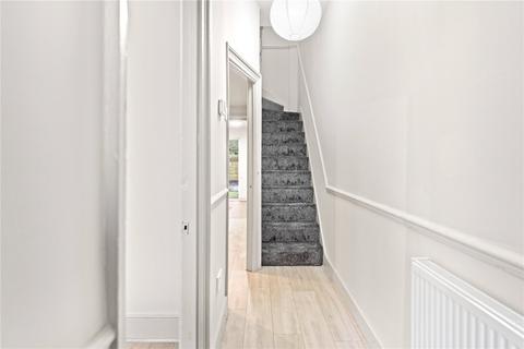 3 bedroom house to rent, Capel Road, London E12