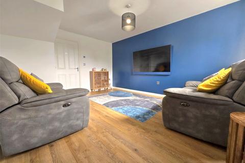 3 bedroom semi-detached house for sale, Yeoman Avenue, Haverfordwest, Pembrokeshire, SA61