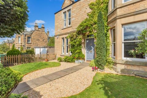 undefined, Duddingston Park, Edinburgh EH15