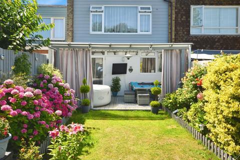15 Bramber Close, Bognor Regis, PO21 5PF