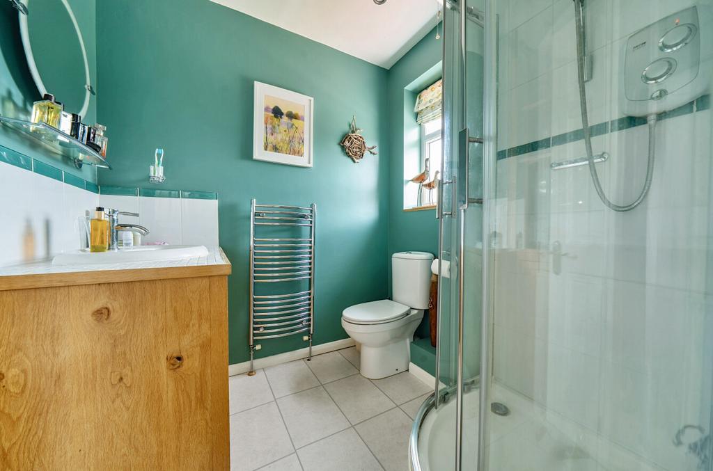 1328017-4-687e554...