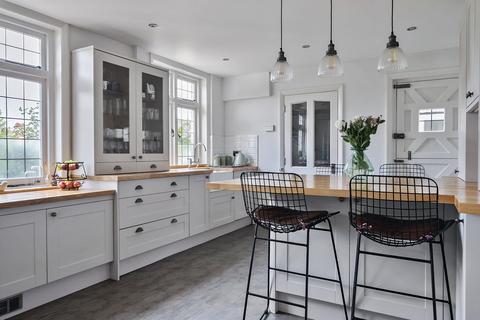 undefined, The Avenue, Hampshire PO14
