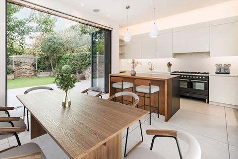 6 bedroom terraced house to rent, Rowan Road, London W6