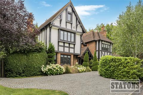 1 Pagitts Grove, Barnet, EN4 0NT