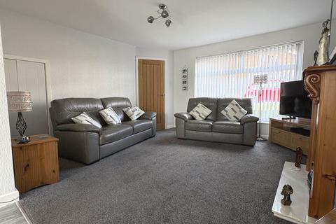 undefined, Alandale, Royton