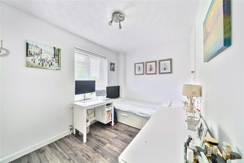 10 Thorpland Avenue, Uxbridge, UB10 8TW