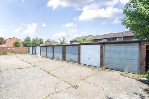 10 Thorpland Avenue, Uxbridge, UB10 8TW