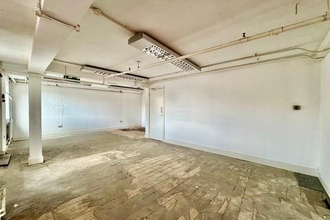 Office to rent, George St Luton LU1 2AZ
