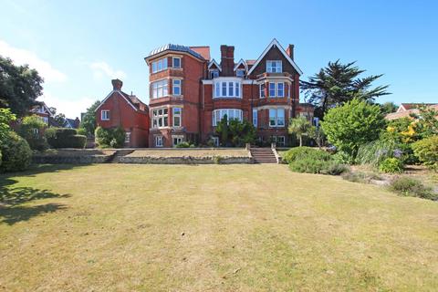 3 bedroom flat for sale, Buxton Road, Eastbourne, BN20 7LF