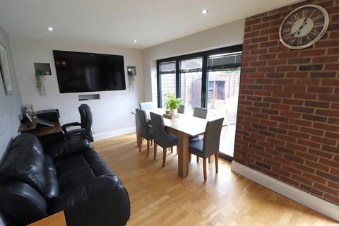 7 Ashdown Road, Stevenage, SG2 8TY