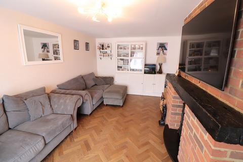 7 Ashdown Road, Stevenage, SG2 8TY