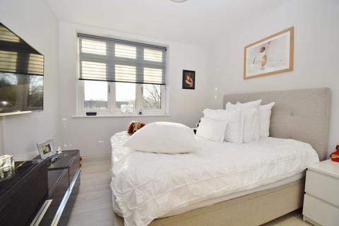 2 bedroom apartment for sale, Woodchester Court, Rickmansworth Road, Northwood
