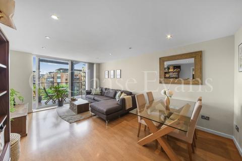 2 bedroom flat for sale, Berglen Court, Limehouse Basin, Branch Road, Limehouse, London, E14