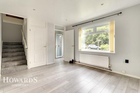 3 bedroom terraced house for sale, Lakeland Drive, Lowestoft