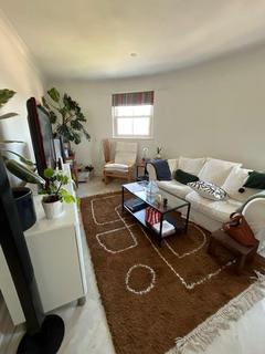 2 bedroom apartment for sale, Orient Place, Canterbury