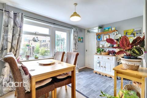 3 bedroom terraced house for sale, Conrad Road, Witham