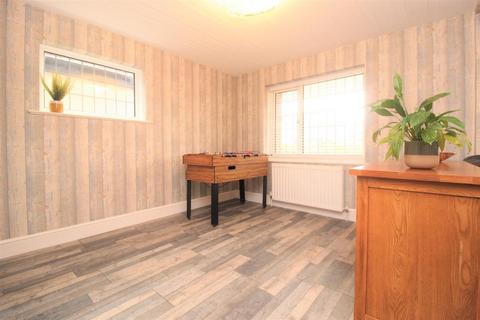 4 bedroom detached house for sale, Beltinge Road, Herne Bay