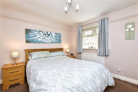 10 Barker Place, Leeds, LS13 4BU