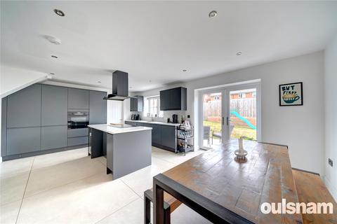 4 bedroom detached house for sale, Woodland Court, Droitwich, Worcestershire, WR9