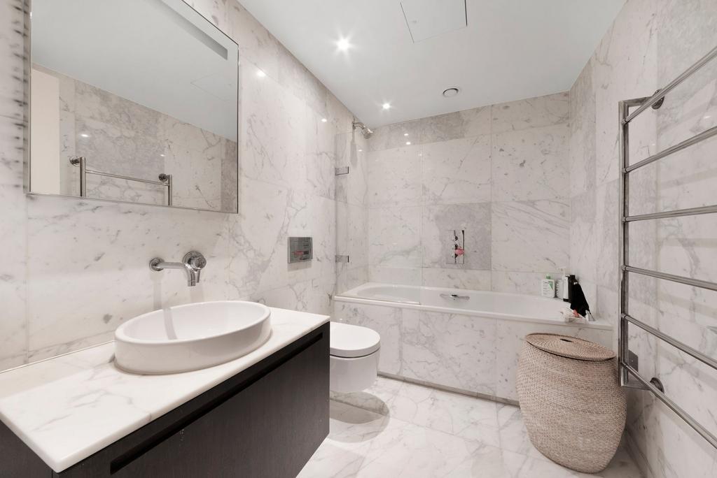 En Suite Bathroom