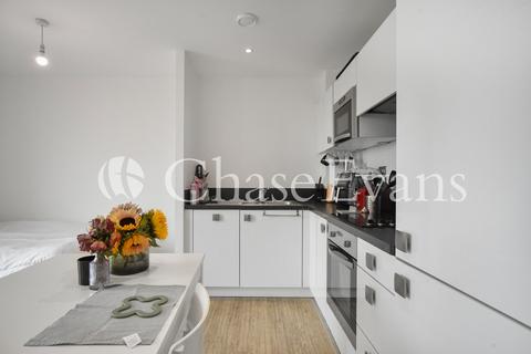 1 bedroom flat for sale, Connaught Heights, Waterside Park, Agnes George Walk, London, E16