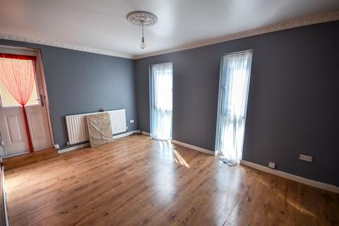 3 bedroom maisonette for sale, Elberfeld Court, Jarrow