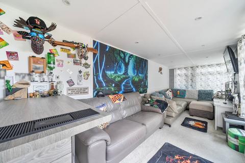 23 Bowfell Close, Tilehurst, Reading, RG31 6QR
