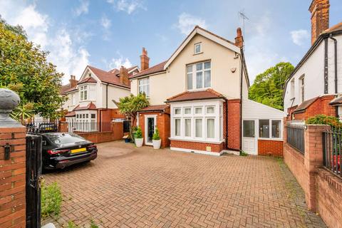 undefined, London Road, Twickenham, TW1