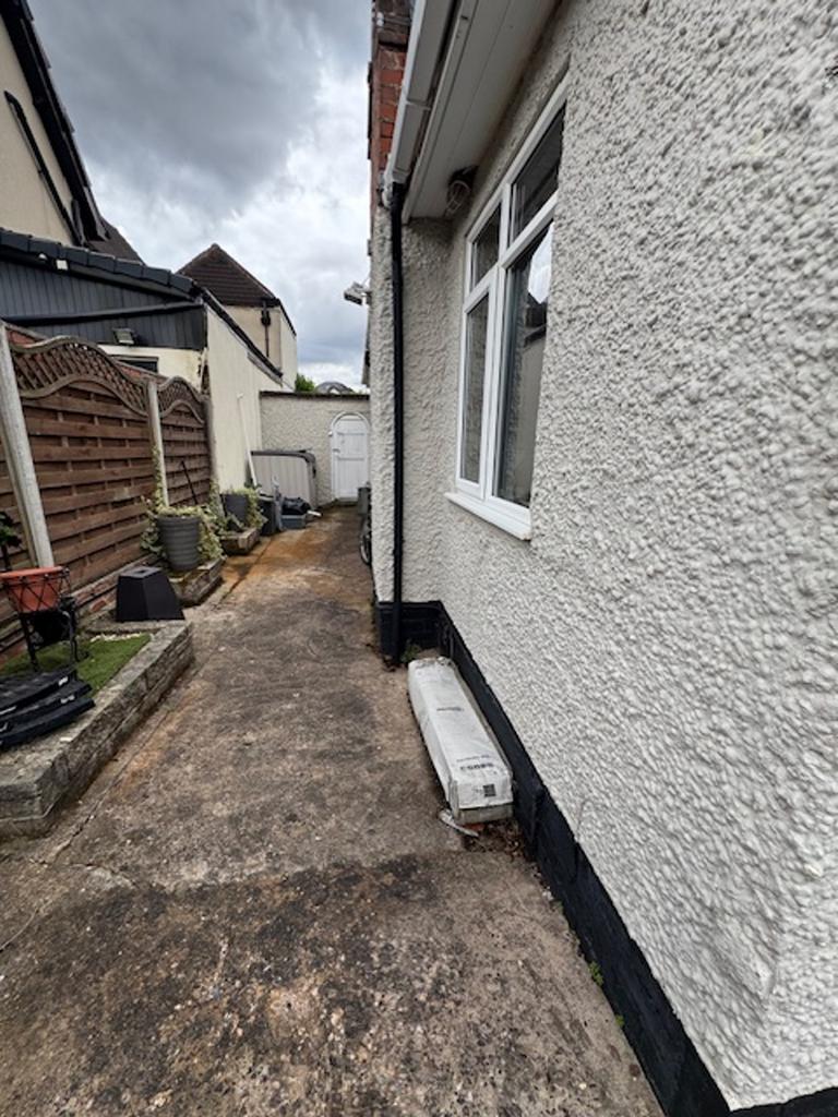 650 Church Road side access