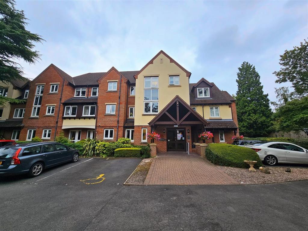 Pendene Court