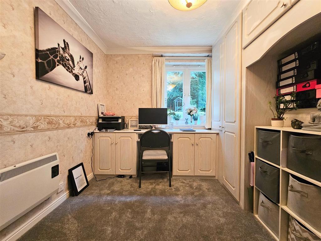 Flat 9, Pendene Court 7