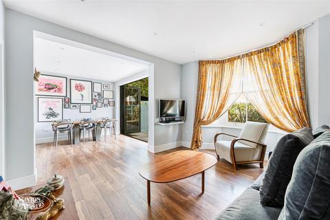 Flat 1, 2 Lyncroft Gardens, London, W13 9PU