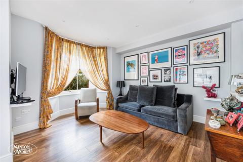 Flat 1, 2 Lyncroft Gardens, London, W13 9PU