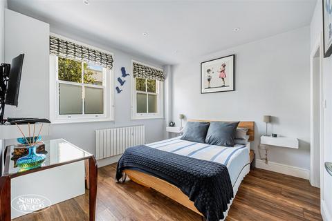 Flat 1, 2 Lyncroft Gardens, London, W13 9PU