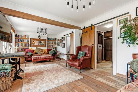 5 bedroom cottage for sale, Colesden Road, Colesden