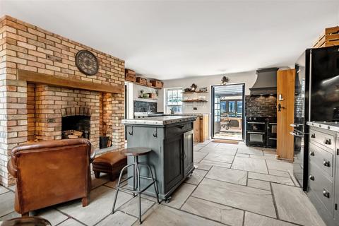 5 bedroom cottage for sale, Colesden Road, Colesden