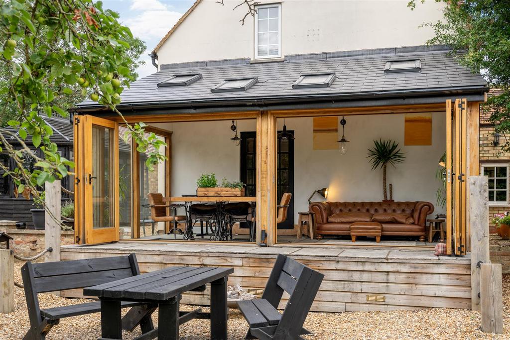 250730 - Colesden Lodge Cottage, Colesden - 12.jpg