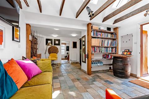 5 bedroom cottage for sale, Colesden Road, Colesden